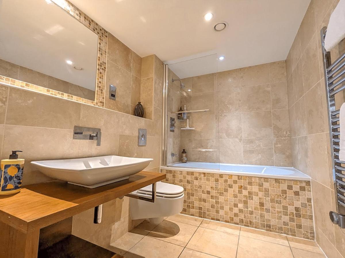 Merchants Place Apartment York Luaran gambar