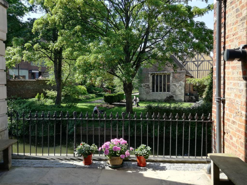 Merchants Place Apartment York Luaran gambar